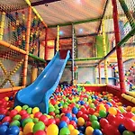 Accommodatie bij particulieren Aisza- Idealny Dla Rodzin, Dzieci Do 2 Lat Bezpl Sala I Plac Zabaw, Sauna, Jacuzzi ,bilard