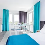 Aisza- Idealny Dla Rodzin, Dzieci Do 2 Lat Bezpl Sala I Plac Zabaw, Sauna, Jacuzzi ,bilard Jastrzębia Góra