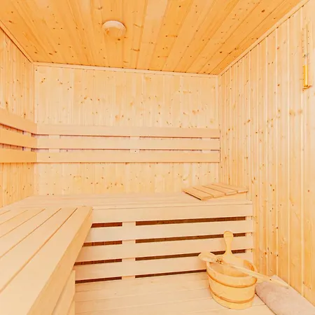 Aisza- Idealny Dla Rodzin, Dzieci Do 2 Lat Bezpl Sala I Plac Zabaw, Sauna, Jacuzzi ,bilard * Jastrzębia Góra