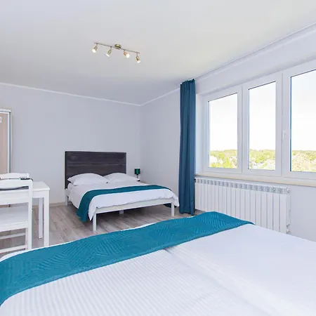 ホームステイ Aisza- Idealny Dla Rodzin, Dzieci Do 2 Lat Bezpl Sala I Plac Zabaw, Sauna, Jacuzzi ,bilard