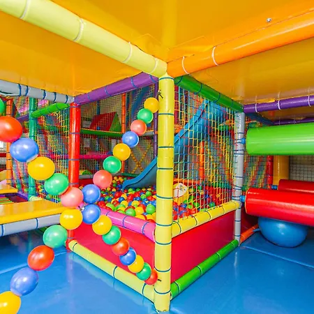 Aisza- Idealny Dla Rodzin, Dzieci Do 2 Lat Bezpl Sala I Plac Zabaw, Sauna, Jacuzzi ,bilard * Jastrzębia Góra